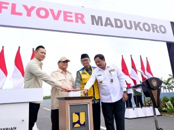 Perdana! Prabowo Resmikan Proyek Infrastuktur Flyover Madukoro di Semarang