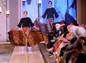 Batik Danar Hadi Tampilkan Koleksi Abinawa Ka'endahan