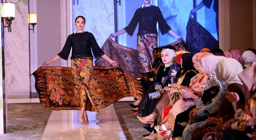 Batik Danar Hadi Tampilkan Koleksi Abinawa Ka'endahan