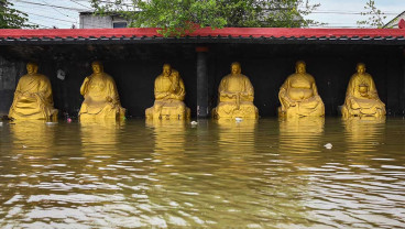 Banjir Rob Rendam Kampung Dadap, Kosambi, Kabupaten Tangerang