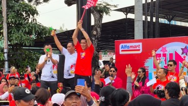11.000 Peserta Ramaikan Fun Walk Alfamart 2024 di Kota Semarang