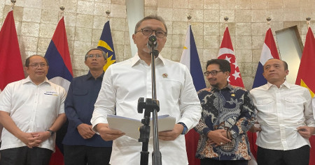 Uji Coba Makan Bergizi Gratis di Yogyakarta, Menko Zulhas Beri Masukan