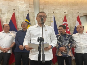 Uji Coba Makan Bergizi Gratis di Yogyakarta, Menko Zulhas Beri Masukan