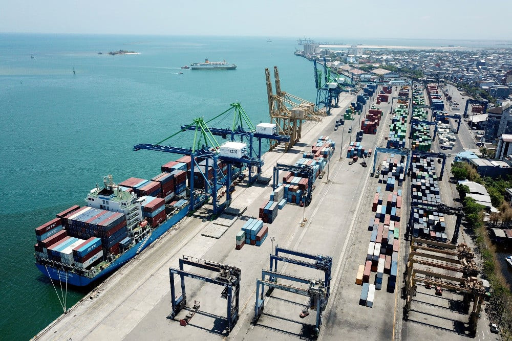 Sinyal Negatif di Balik Surplus Neraca Perdagangan November 2024
