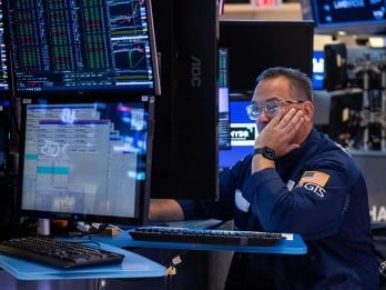 Wall Street Ambruk Jelang Pengumuman The Fed, Dow Jones Turun 9 Sesi Beruntun