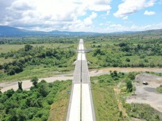 Prabowo Instruksikan Setop Proyek Jalan Tol Baru