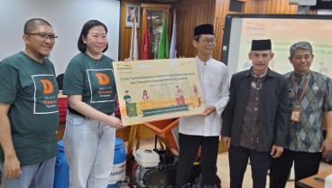 Bank Danamon Salurkan Bantuan Fasilitas Pengelolaan Sampah