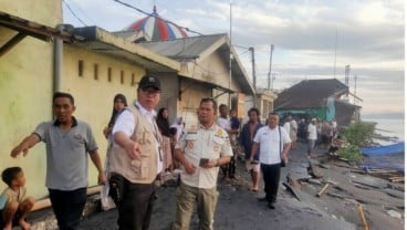 Banjir Rob dan Gelombang Tinggi di Ampenan NTB, 166 Rumah Terdampak