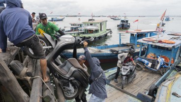 Pekerja Informal Jadi Beban Ekonomi Indonesia?