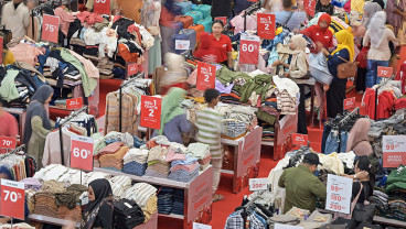 Diskon Akhir Tahun Di Pusat Perbelanjaan Lombok