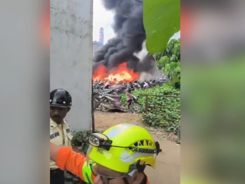 100 Motor Karyawan IWIP di Area Parkir Hangus Terbakar, Begini Kronologinya