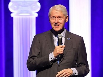 Mantan Presiden AS Bill Clinton Masuk Rumah Sakit
