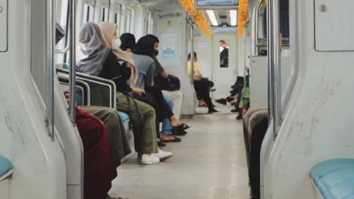 Sebanyak 67.999 Orang Naik LRT Selama Periode Angkutan Nataru