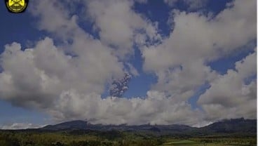 Gunung Raung Kembali Erupsi, Masyarakat Diimbau Waspada