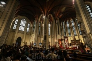 Suasana Ibadah Misa Natal di Gereja Katedral Jakarta