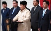 Bukan Demam, Seskab Sebut Prabowo Batal Temui PM Malaysia karena Urusan Penting