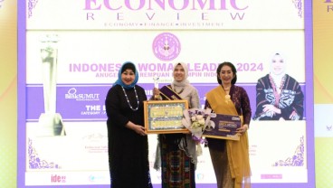 Direktur Keuangan dan TI Bank Sumut Raih Penghargaan Indonesia Woman Leader 2024
