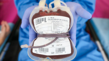Bisnis Indonesia Bersama PMI Gelar Donor Darah Untuk Karyawan
