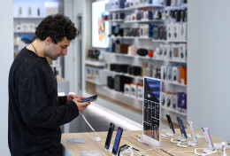 Daftar iPhone dan iPad yang Kebagian iOS 19 yang Dirilis 2025
