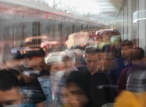 Jumlah Penumpang KRL Melonjak Saat Libur Natal dan Tahun Baru