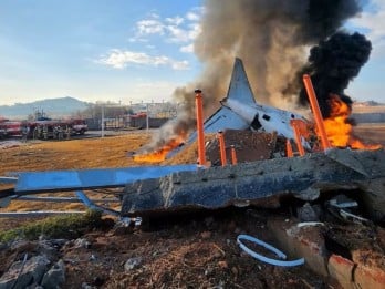 Detik-Detik Kecelakaan Pesawat Jeju Air di Bandara Muan Korsel, 28 Orang Tewas