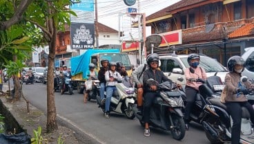 Hujan dan Macet Warnai Perayaan Tahun Baru di Bali