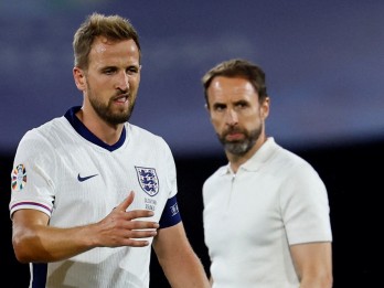 Eks Pelatih Timnas Inggris, Southgate Terima Gelar Kesatria dari Raja Charles III