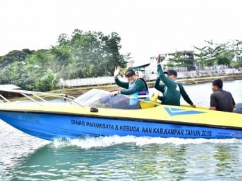 Kemeriahan Pesta Tahun Baru 2025 di Festival Danau Rusa