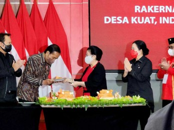 Pengamat Soal Isu Presiden 3 Periode: Episode Lanjutan Hasto Vs Jokowi