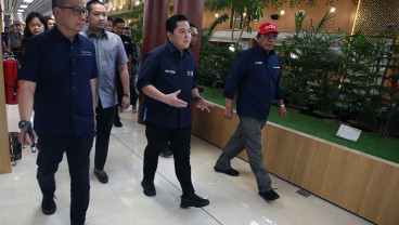 Menteri BUMN Tinjau Kesiapan Terminal Khusus Umroh
