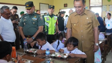 15 Sekolah di Jembrana Mulai Realisasikan Makan Bergizi Gratis