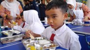 Hari Pertama Program Makan Bergizi Gratis di Jabar Baru Berjalan di 22 Daerah