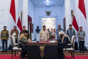 Presiden Prabowo Saksikan Penandatanganan Kerja Pembangunan 1 Juta Rumah