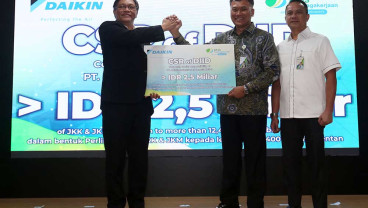 Daikin Serahkan Perlindungan JKK dan JKM Senilai Rp2,5 Miliar Kepada Lebih Dari 12.401 Pekerja Rentan