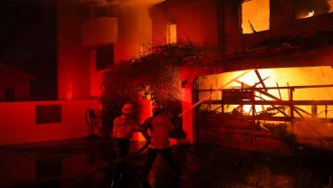 Kebakaran Hutan di Los Angeles Sebabkan 1000 Rumah Mewah Hangus