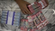 Rupiah Ditutup Melemah ke Level Rp16.217 per Dolar AS