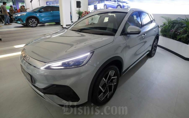 Menakar Persaingan Mobil Listrik China vs Jepang pada 2025