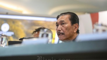 Ada Coretax, Luhut: Orang Belum Bayar Pajak Gak Bisa Urus SIM-Paspor