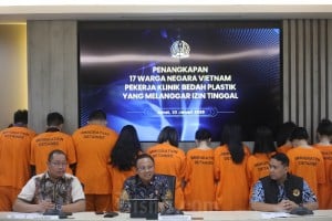 Penangkapan 17 WN Vietnam Pekerja Klinik Bedah Plastik