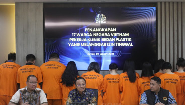Penangkapan 17 WN Vietnam Pekerja Klinik Bedah Plastik