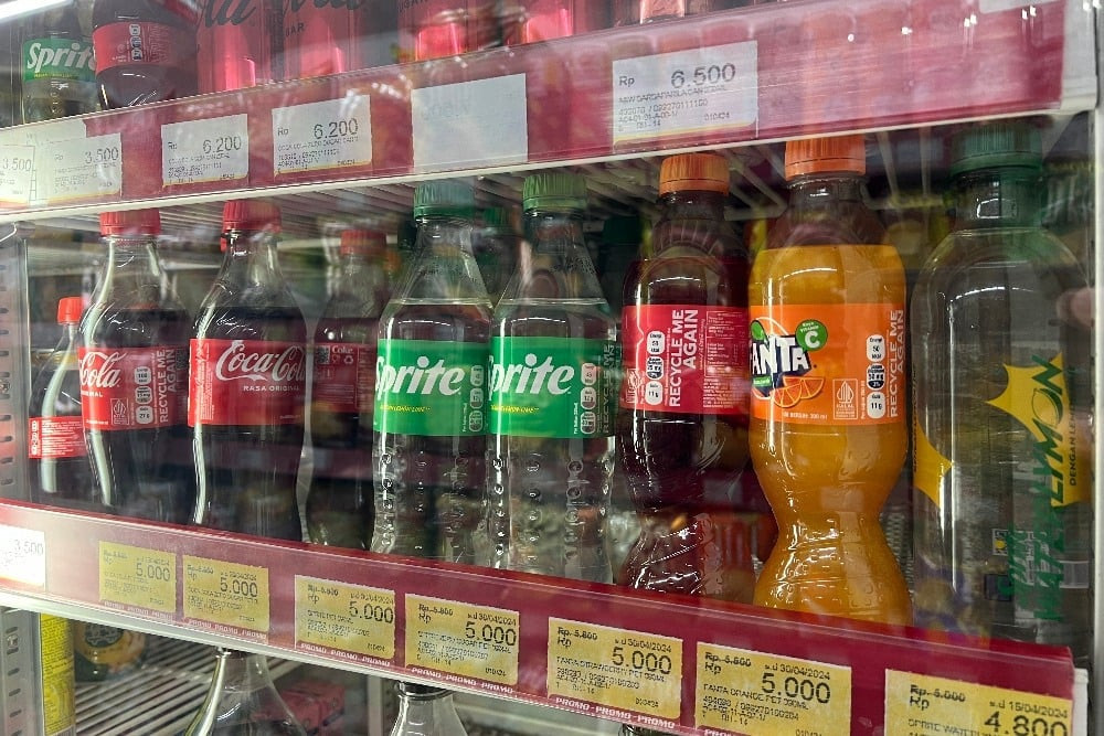 Industry or Retail: Two Possible Targets for Sweetened Beverage Excise