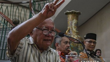 Jenazah Hasjim Djalal Dimakamkan di TMP Kalibata Sore ini (13/1)