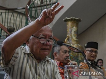 Jenazah Hasjim Djalal Dimakamkan di TMP Kalibata Sore ini (13/1)