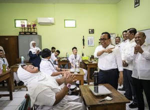 Menko PMK Tinjau Pelaksanaan MBG Di Jakarta Utara