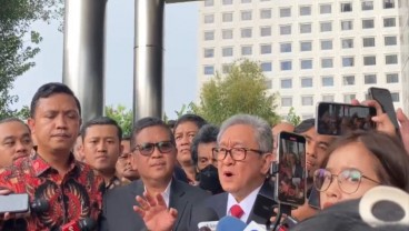 Dikawal Simpatisan, Hasto Tak Ditahan KPK Setelah 3,5 Jam Diperiksa