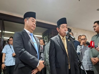 DPRD Jakarta Resmi Tetapkan Pram-Rano Jadi Gubernur dan Wagub Terpilih