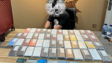 Penyelundup Ratusan iPhone Ditangkap Saat Momen Nataru di Bandara Hang Nadim Batam