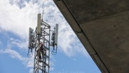 Ganti Dirjen, Komdigi Kaji Kembali Rencana Lelang 3 Frekuensi 700 MHz-2,6 GHz