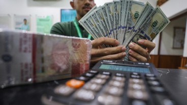 Dolar Melandai Jelang Rilis Data Inflasi, Tarif AS Masih Jadi Fokus Pasar