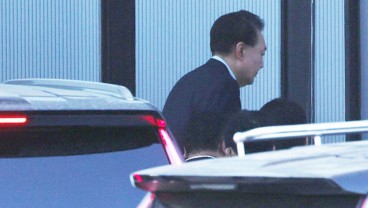 KPK-Paspampres Bentrok saat Presiden Korsel Yoon Suk Yeol Hendak Ditangkap